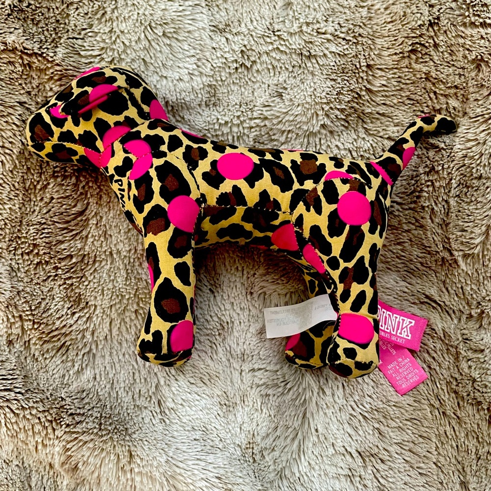 vs PINk collectible dog.